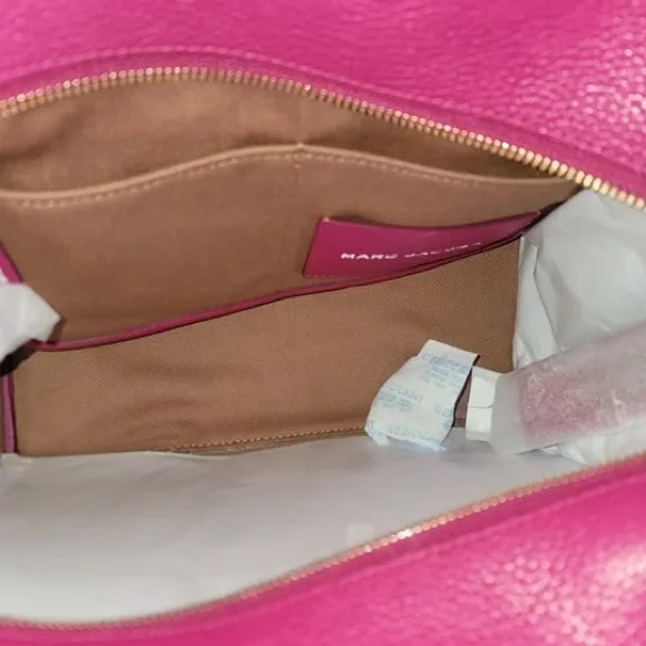 MARC JACOBS The Leather Medium Tote Bag Lipstick Pink - Picture 4 of 12